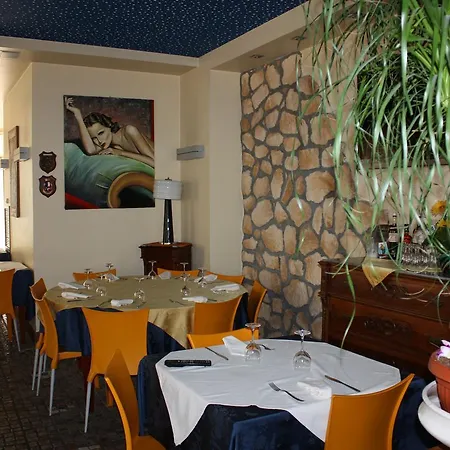 La Coccinella 3*